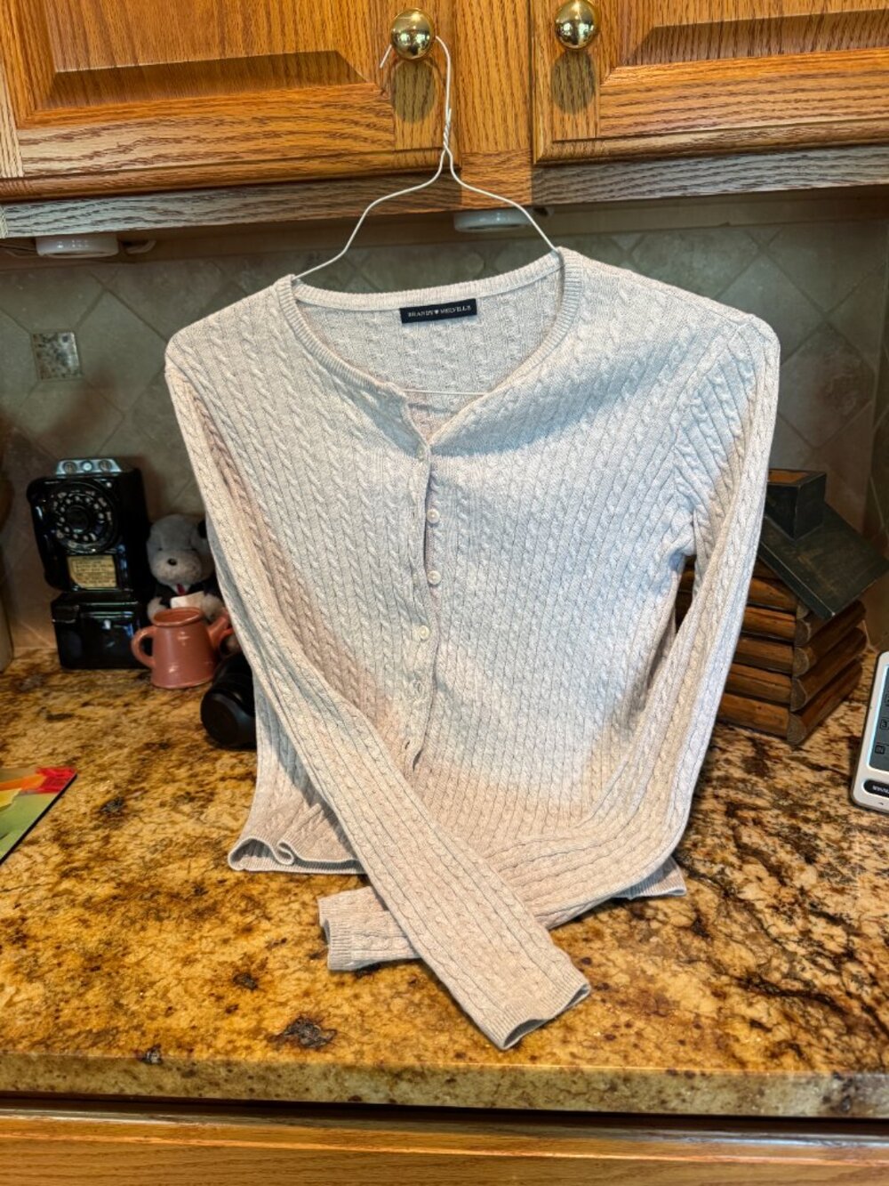 Brandy Melville Zoe Cable Knit Cardigan Light Grey XS/S - Picture 3 of 5